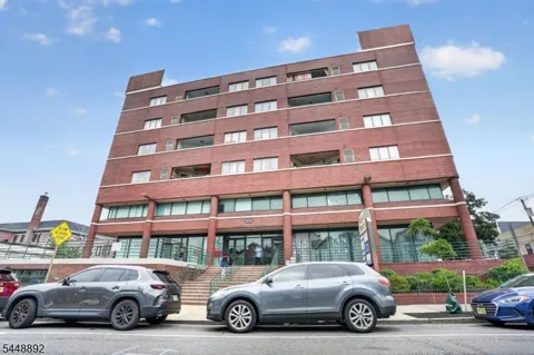 41 Wilson Ave #D Unit D