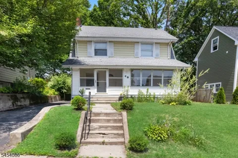 48 Laurel Ave