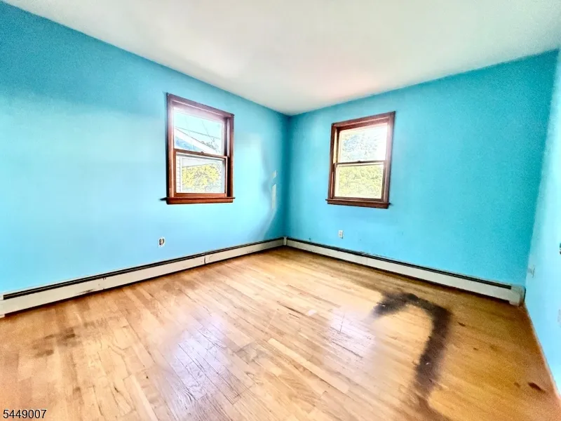 1085 Grand St Phillipsburg Town, NJ 08865