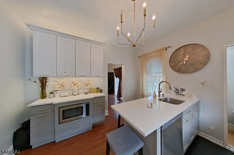 229 E 1St St Clifton City, NJ 07011