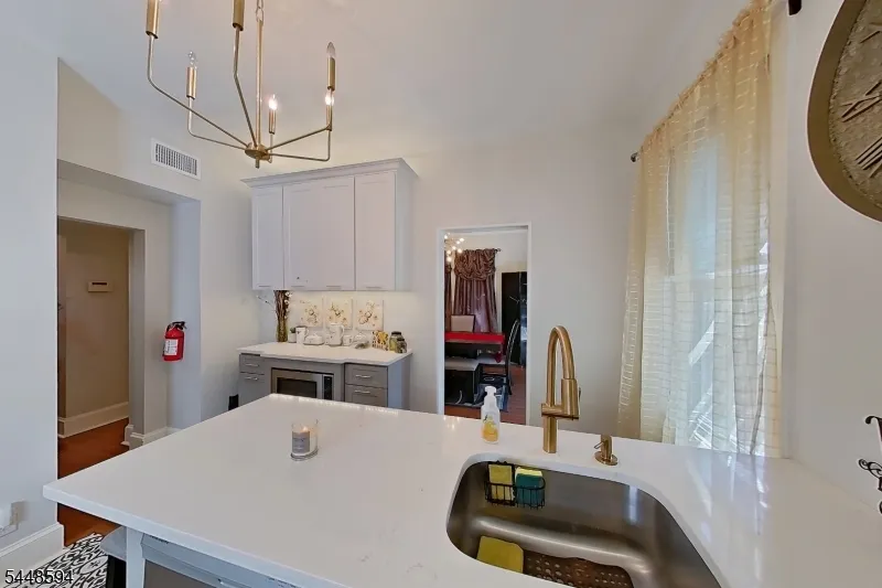 229 E 1St St Clifton City, NJ 07011