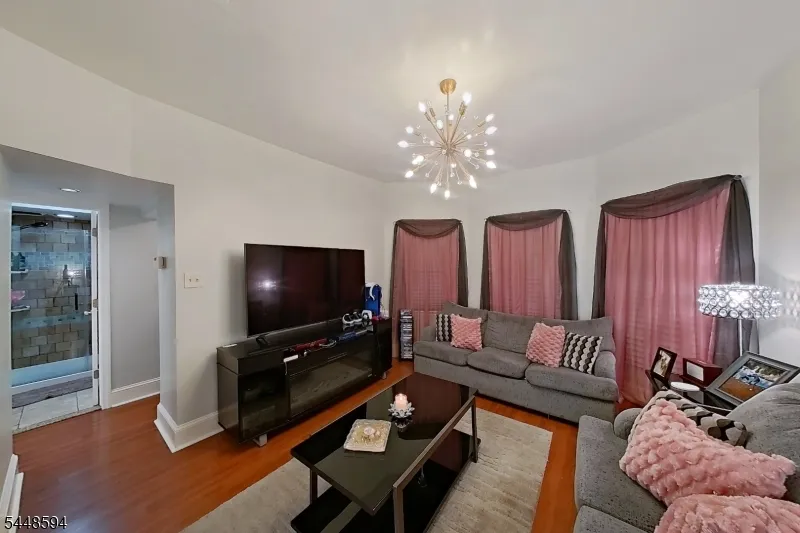 229 E 1St St Clifton City, NJ 07011