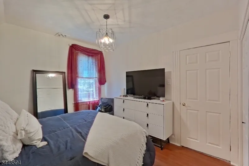 229 E 1St St Clifton City, NJ 07011