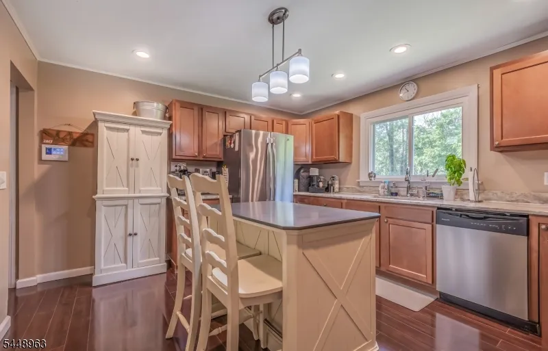 427 Mount Hermon Rd Hope, NJ 07825
