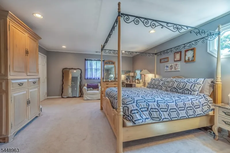 427 Mount Hermon Rd Hope, NJ 07825