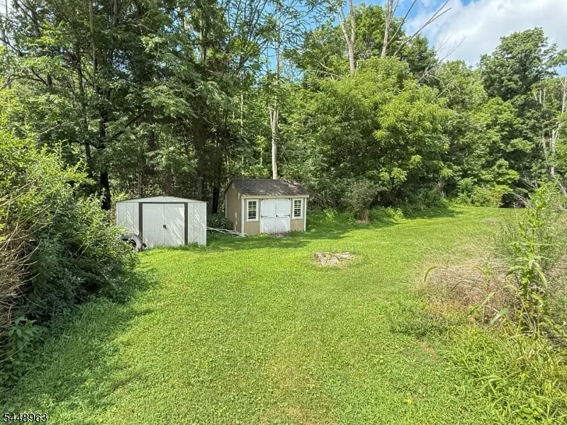 427 Mount Hermon Rd Hope, NJ 07825
