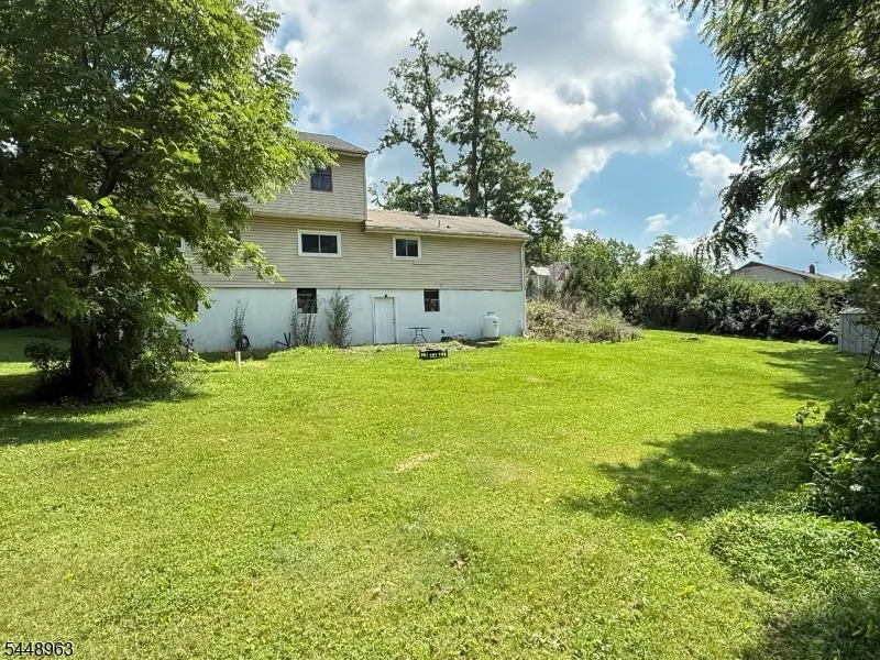 427 Mount Hermon Rd Hope, NJ 07825