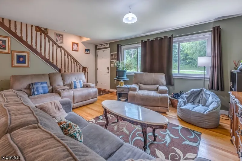 427 Mount Hermon Rd Hope, NJ 07825