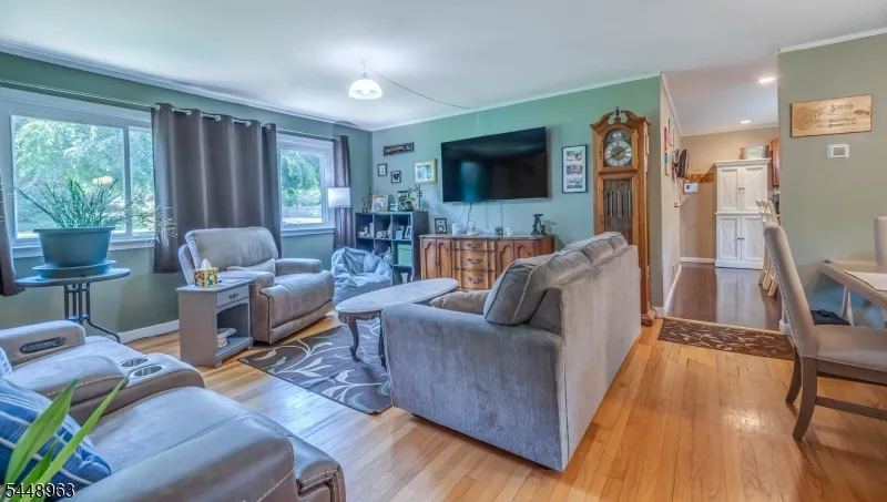 427 Mount Hermon Rd Hope, NJ 07825