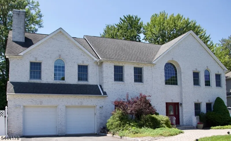 43 Cleveland Ave East Hanover, NJ 07936