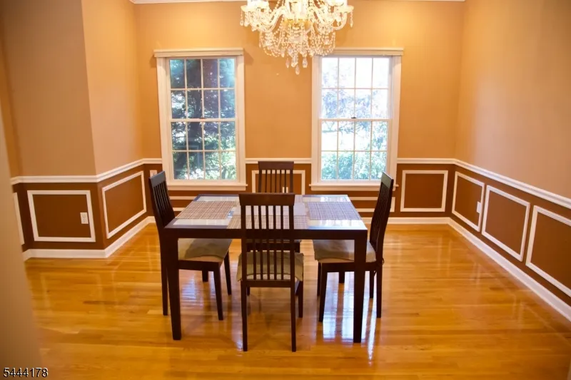 43 Cleveland Ave East Hanover, NJ 07936