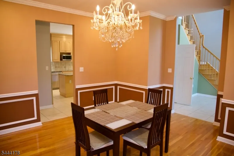 43 Cleveland Ave East Hanover, NJ 07936
