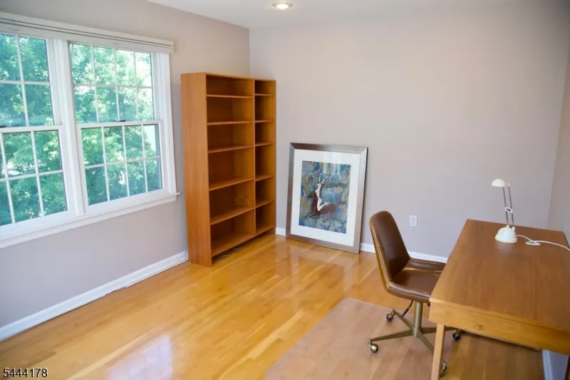 43 Cleveland Ave East Hanover, NJ 07936