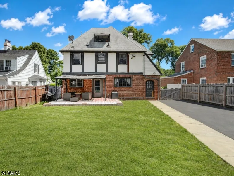 1136 Coolidge Rd Elizabeth City, NJ 07208