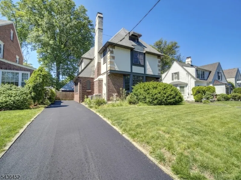 1136 Coolidge Rd Elizabeth City, NJ 07208