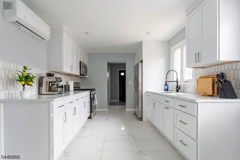 11 Edison St Bloomfield, NJ 07003