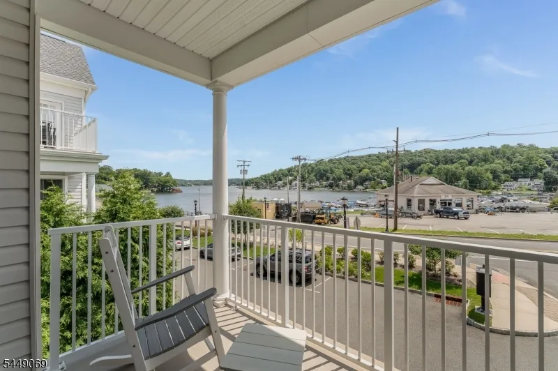 468 River Styx Rd #4 Unit 4 Hopatcong, NJ 07843