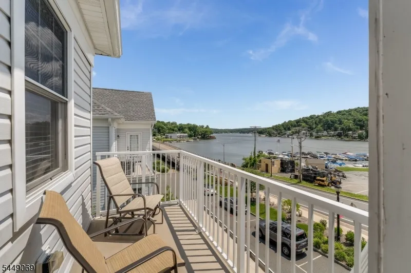 468 River Styx Rd #4 Unit 4 Hopatcong, NJ 07843