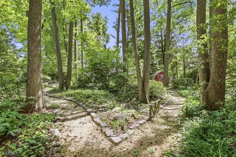 51 Union County Pkwy Clark, NJ 07066