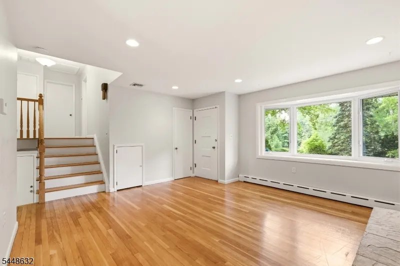 51 Union County Pkwy Clark, NJ 07066