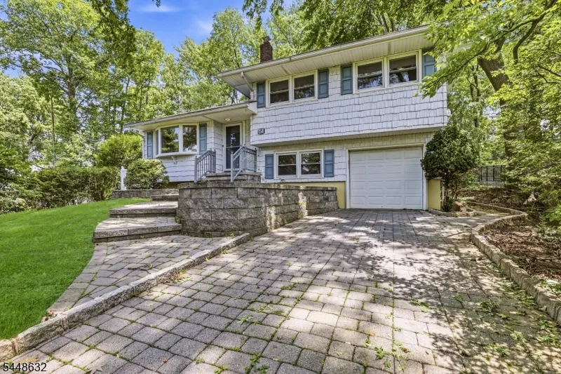 51 Union County Pkwy Clark, NJ 07066