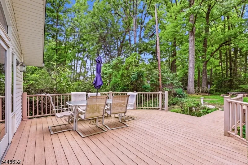 51 Union County Pkwy Clark, NJ 07066