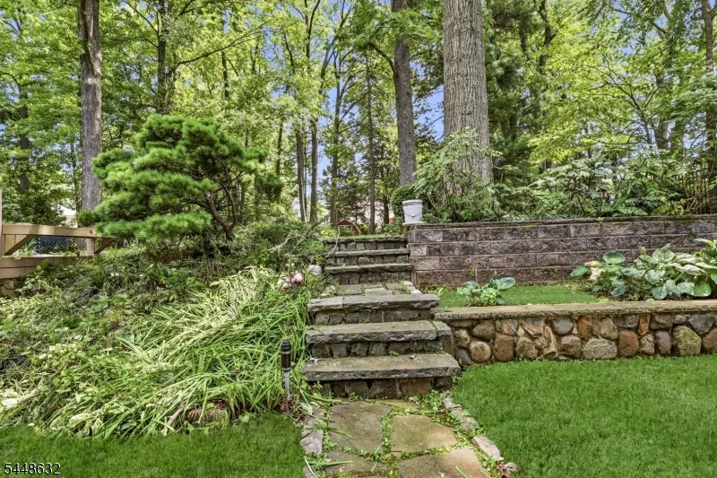 51 Union County Pkwy Clark, NJ 07066