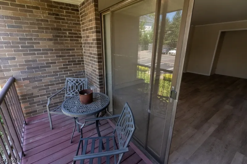 355 River Road #E Unit E Nutley, NJ 07110