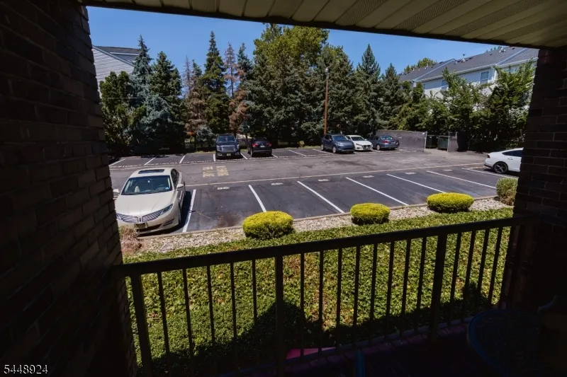 355 River Road #E Unit E Nutley, NJ 07110