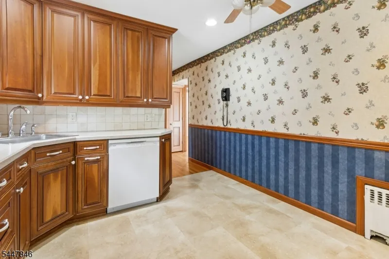 58 Furber Ave Linden City, NJ 07036