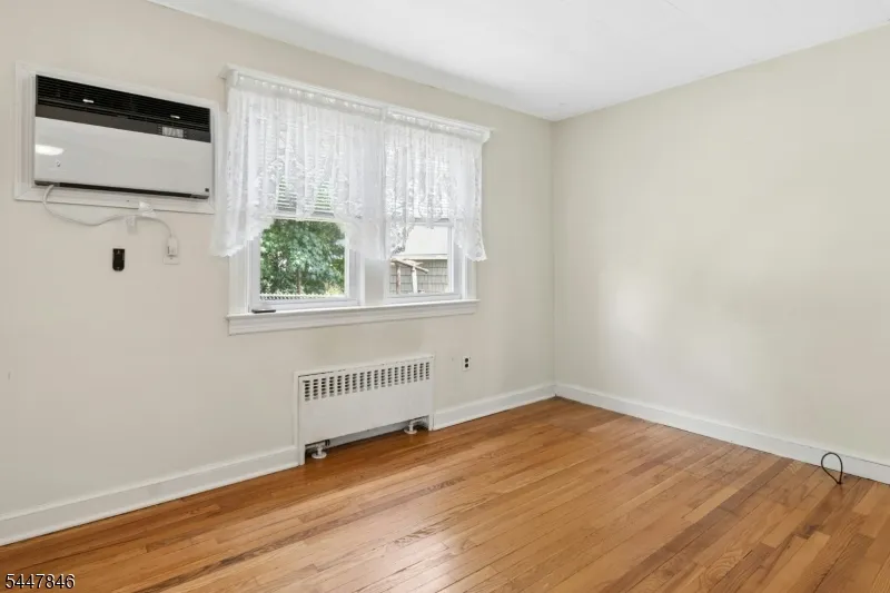 58 Furber Ave Linden City, NJ 07036