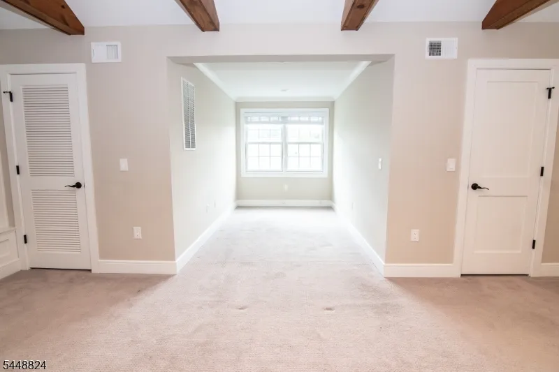14 Clover Ct Berkeley Heights, NJ 07922