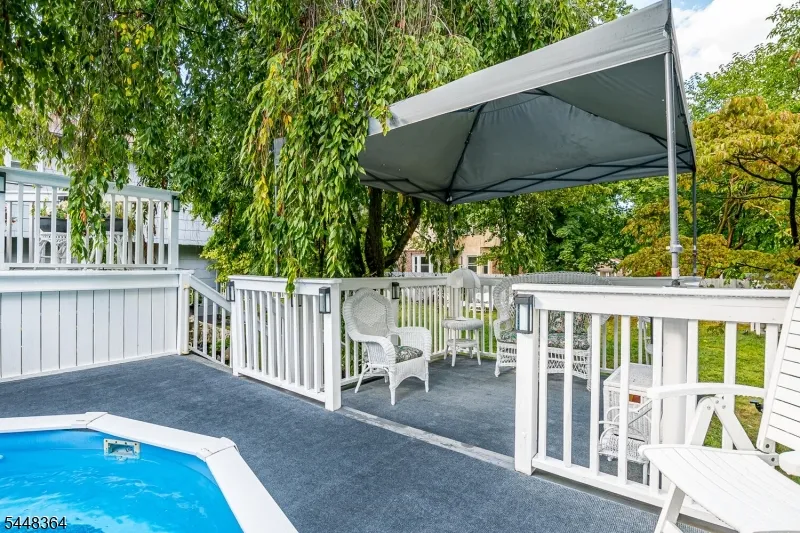 737 W 8Th St Plainfield City, NJ 07060