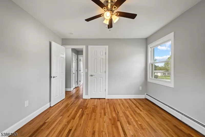 14 Kim Ln Washington, NJ 07840