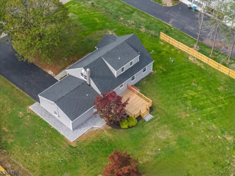 14 Kim Ln Washington, NJ 07840