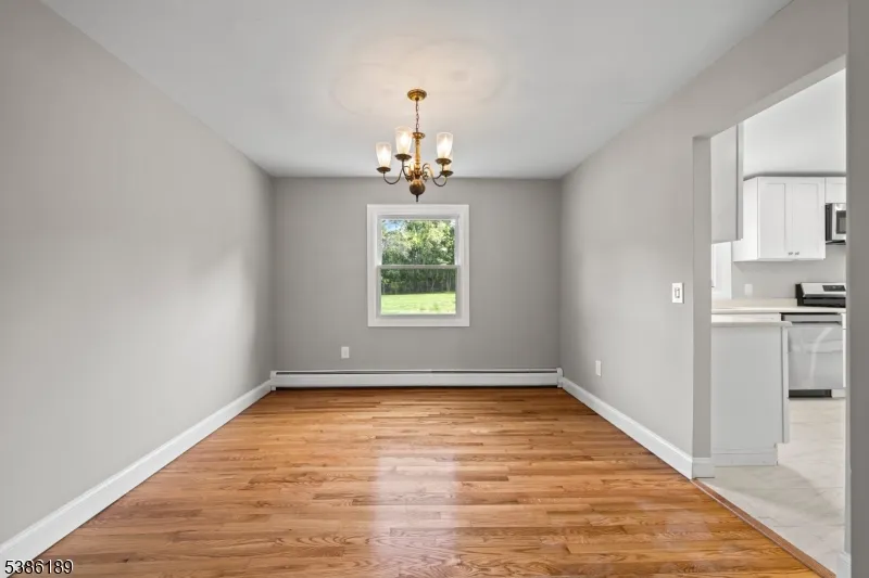 14 Kim Ln Washington, NJ 07840