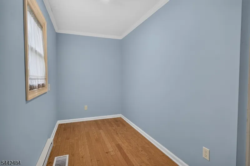 309 Stelko Ave Lopatcong, NJ 08865