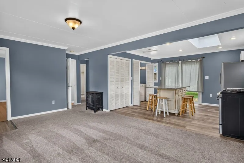 309 Stelko Ave Lopatcong, NJ 08865