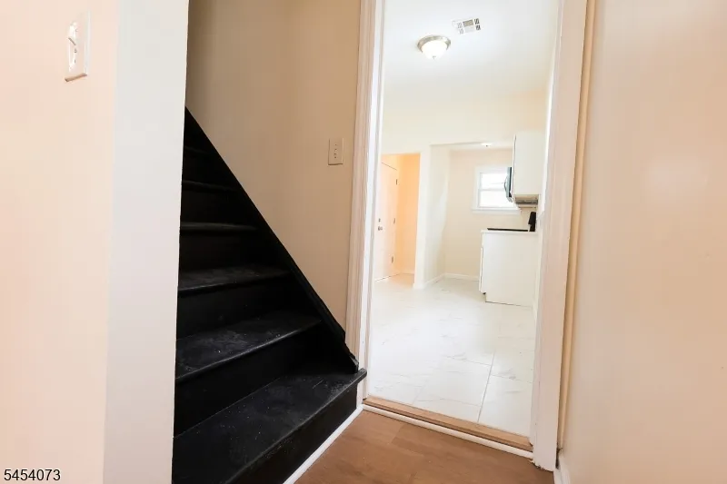 865 S 20Th St Newark City, NJ 07108