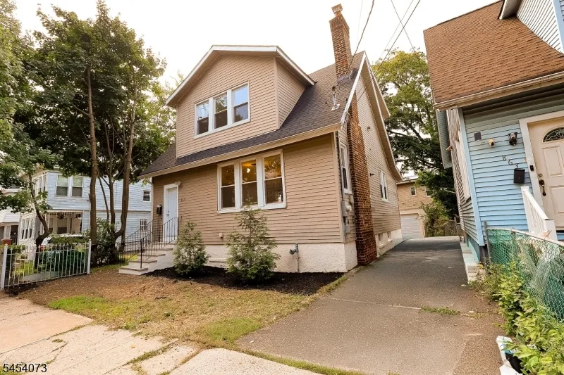 865 S 20Th St Newark City, NJ 07108