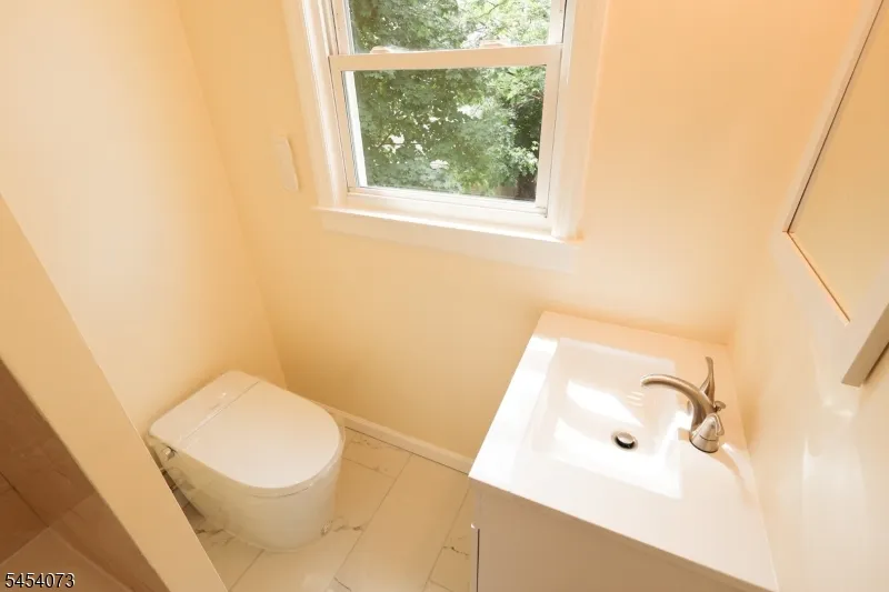 865 S 20Th St Newark City, NJ 07108