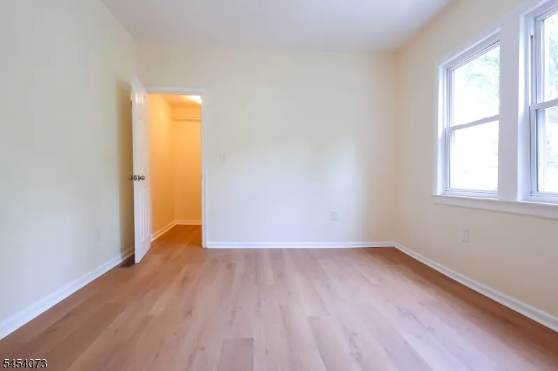 865 S 20Th St Newark City, NJ 07108