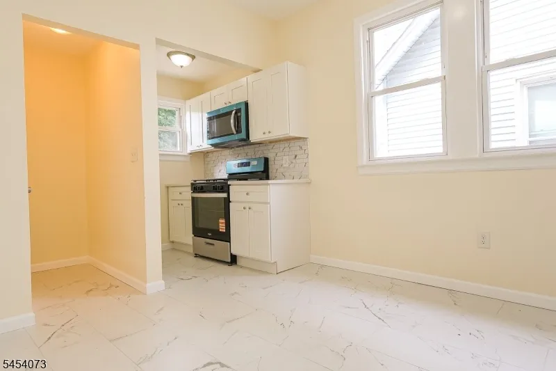 865 S 20Th St Newark City, NJ 07108