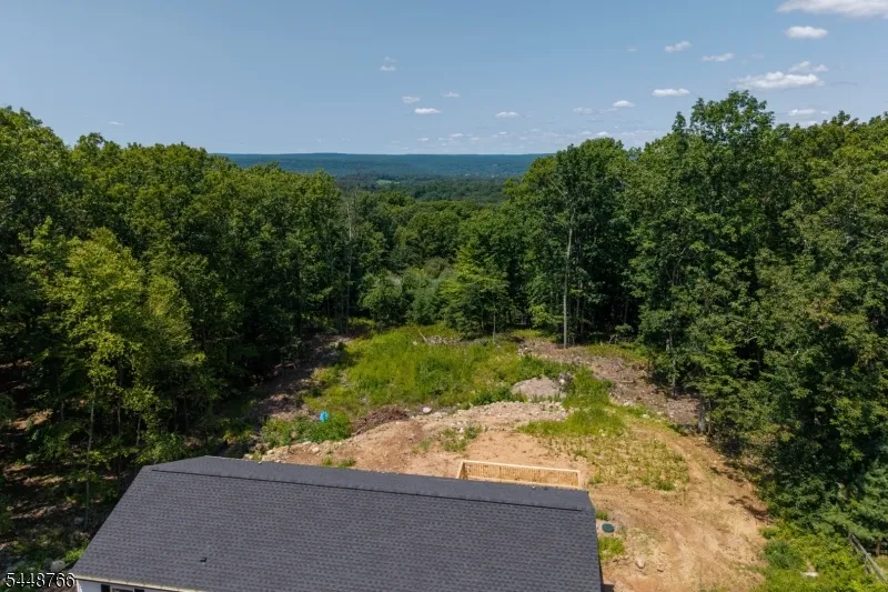 14 Fawn Run Montague, NJ 07827