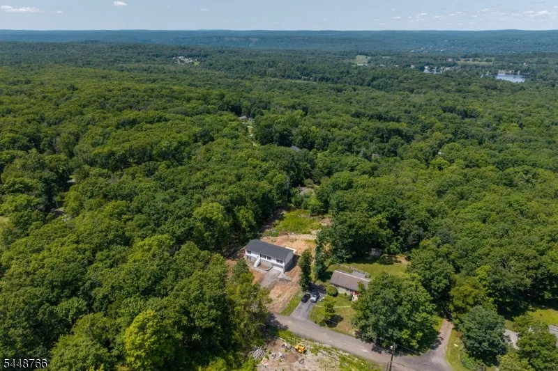 14 Fawn Run Montague, NJ 07827