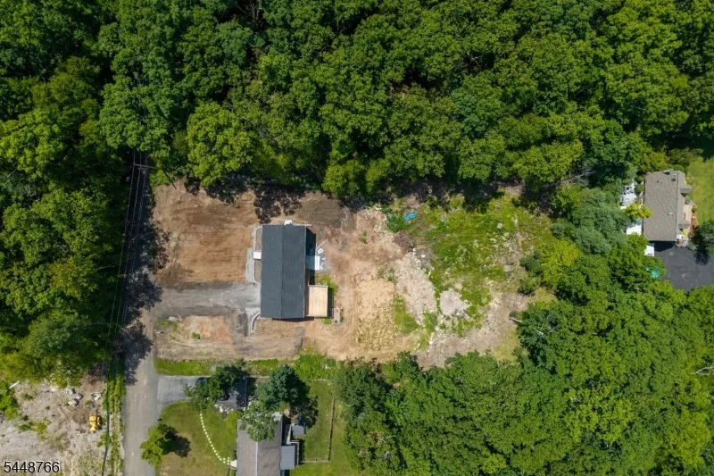 14 Fawn Run Montague, NJ 07827
