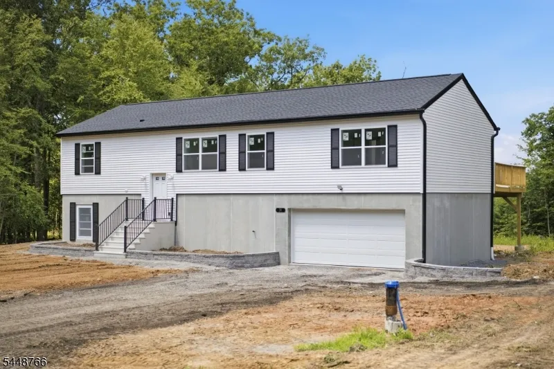 14 Fawn Run Montague, NJ 07827