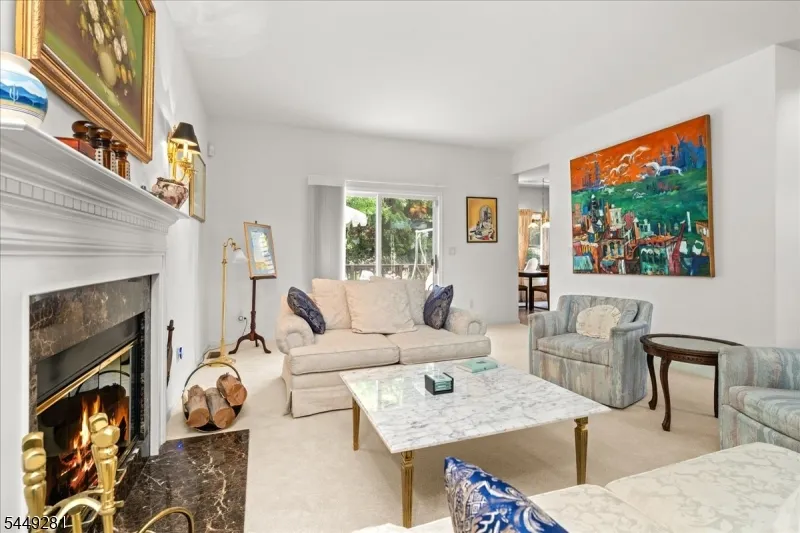 9 Cypress Ln Hardyston, NJ 07419