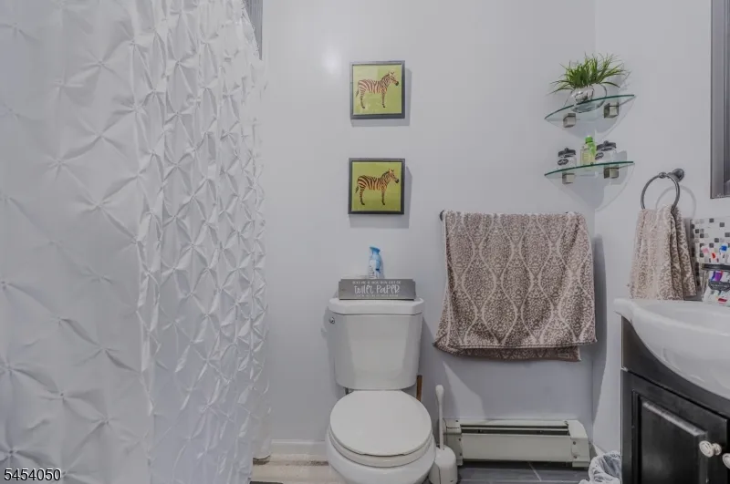 74 Lincoln Pl Irvington, NJ 07111