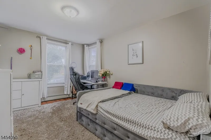 74 Lincoln Pl Irvington, NJ 07111